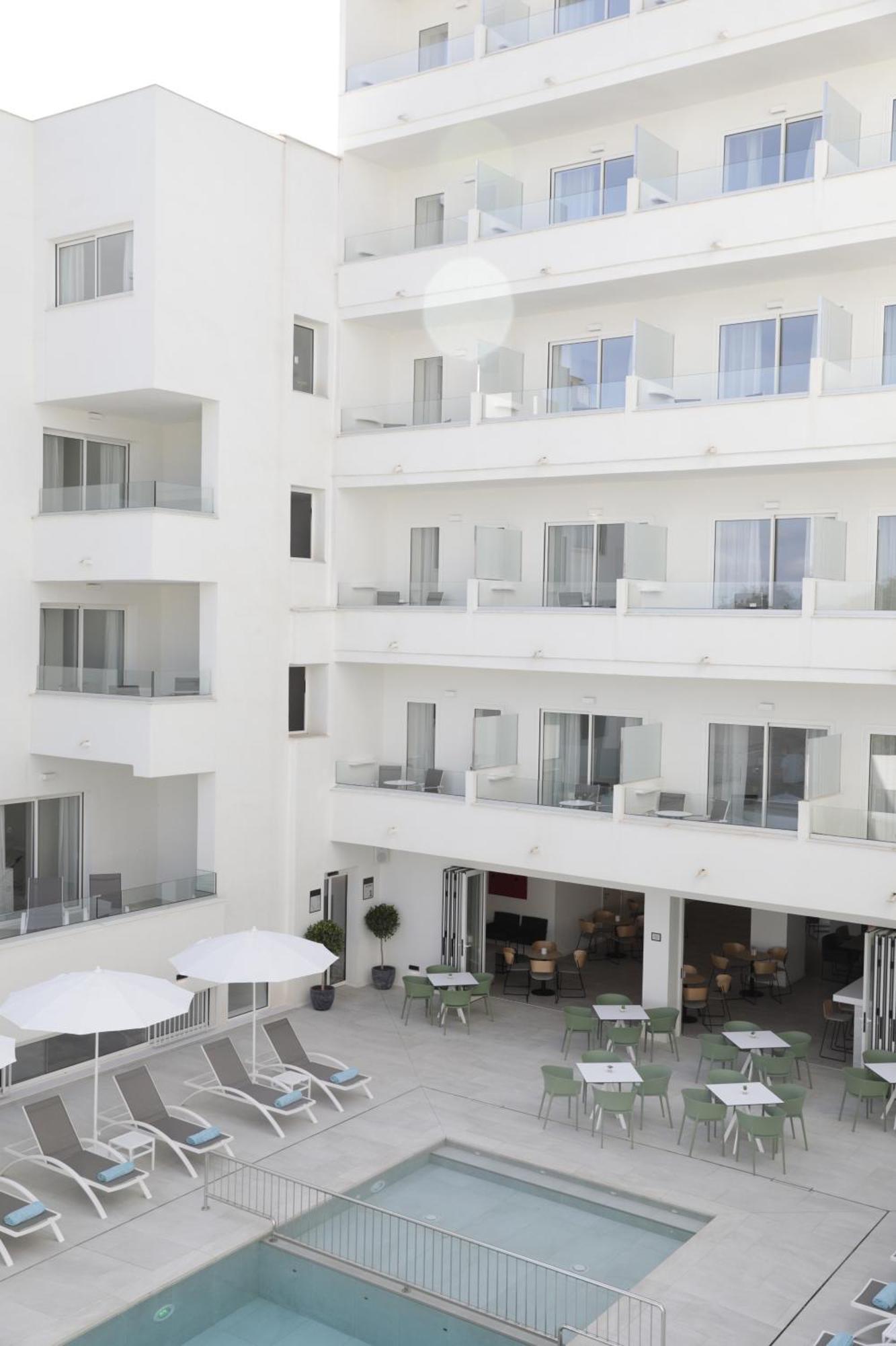 Aparthotel Marina Drach Porto Cristo Ngoại thất bức ảnh